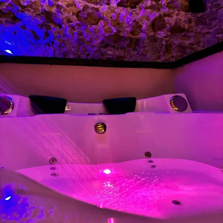 아파트 Re Carlo & 크로토네