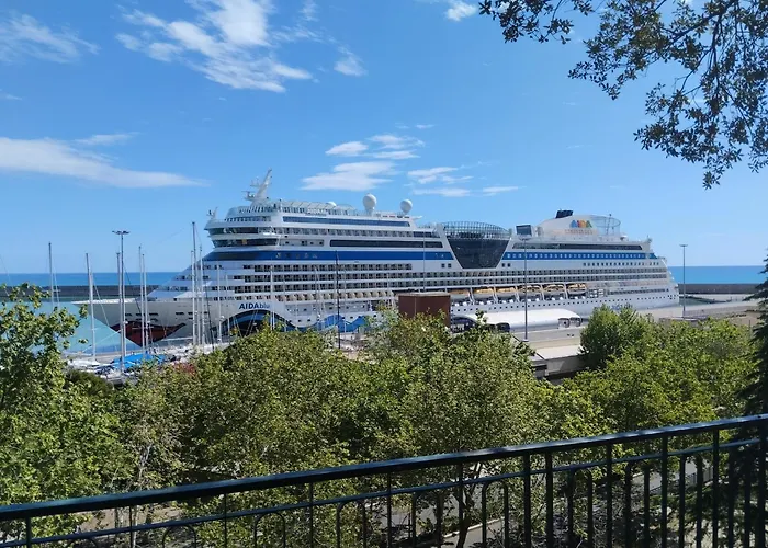 Re Carlo & Lägenhet Crotone