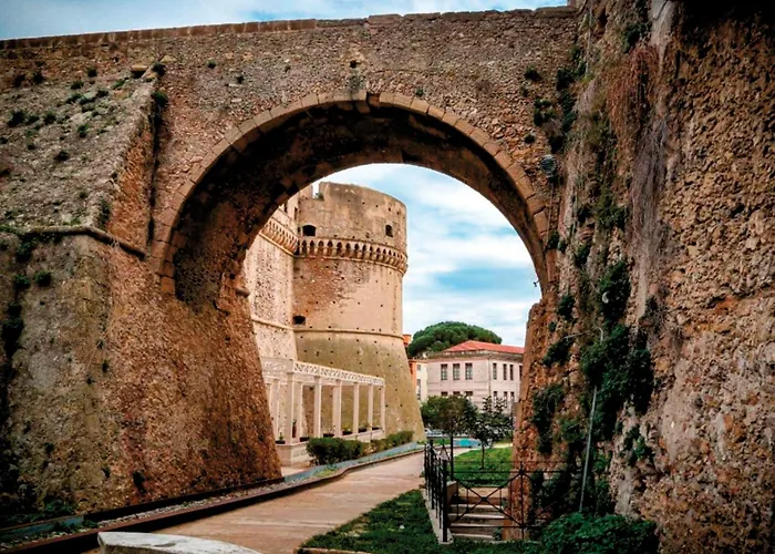 Re Carlo & Lägenhet Crotone