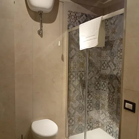 Apartment Re Carlo & Crotone