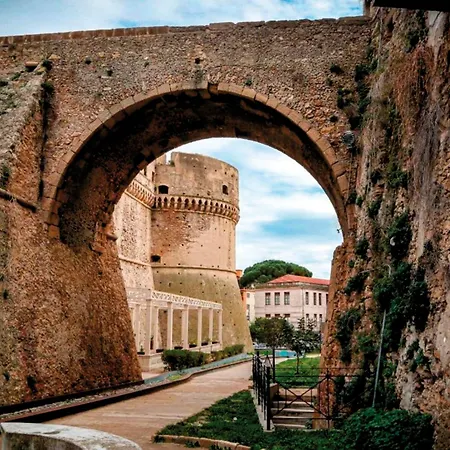 Re Carlo & Apartment Crotone